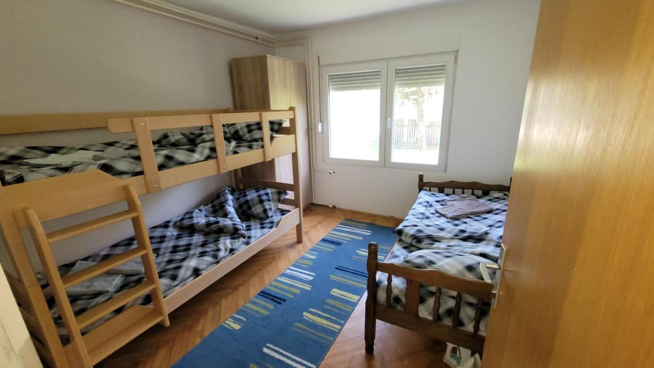 Apartman Progresso ヴァリェヴォ エクステリア 写真