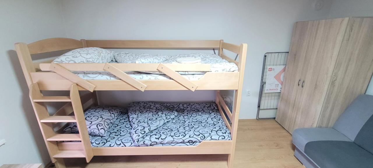 Apartman Progresso ヴァリェヴォ エクステリア 写真